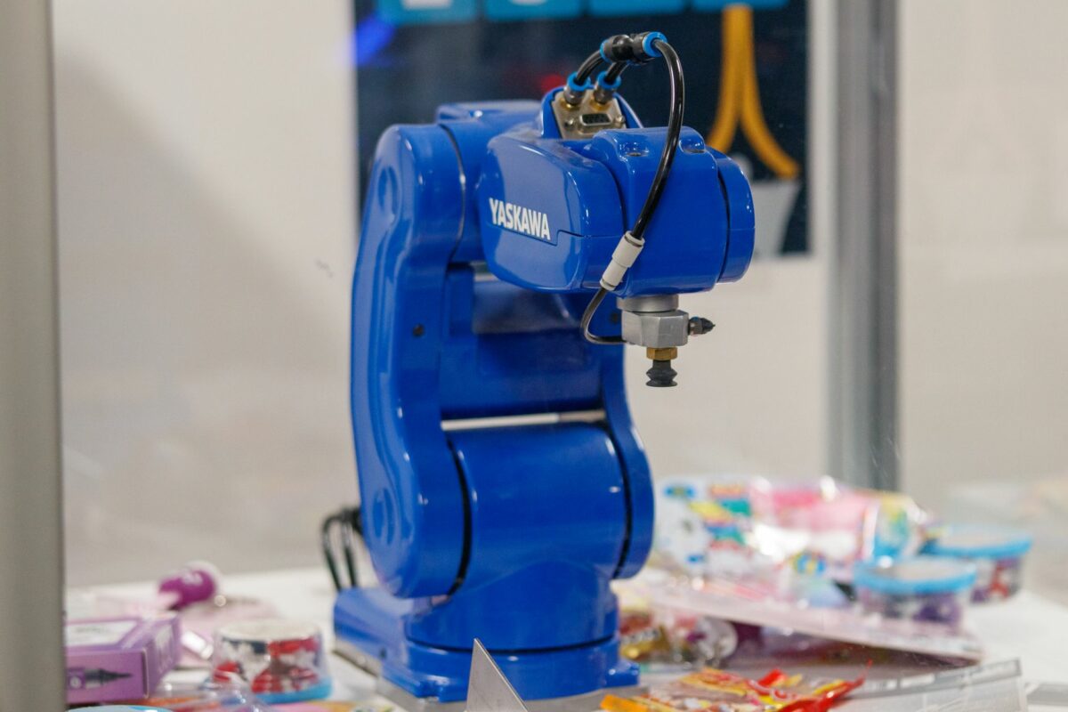 Robots industriels : la France recule encore en 2025, le monde bat un record